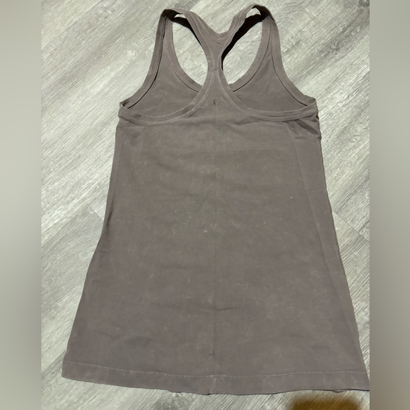 Lululemon tank top - Picture 2 of 3